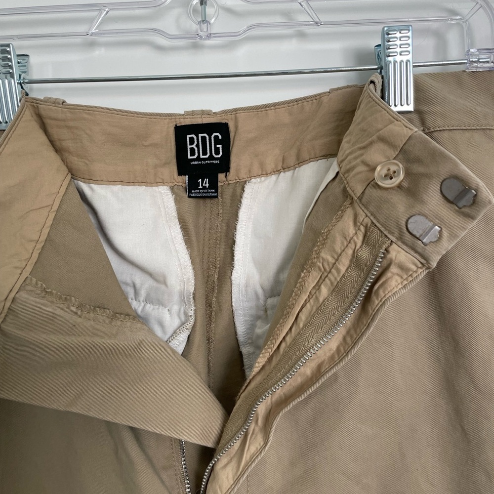 BDG Wide-Leg High-Waist Pants in Khaki Tan